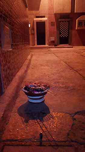 Lost In Morocco : Journey Into The Unknown