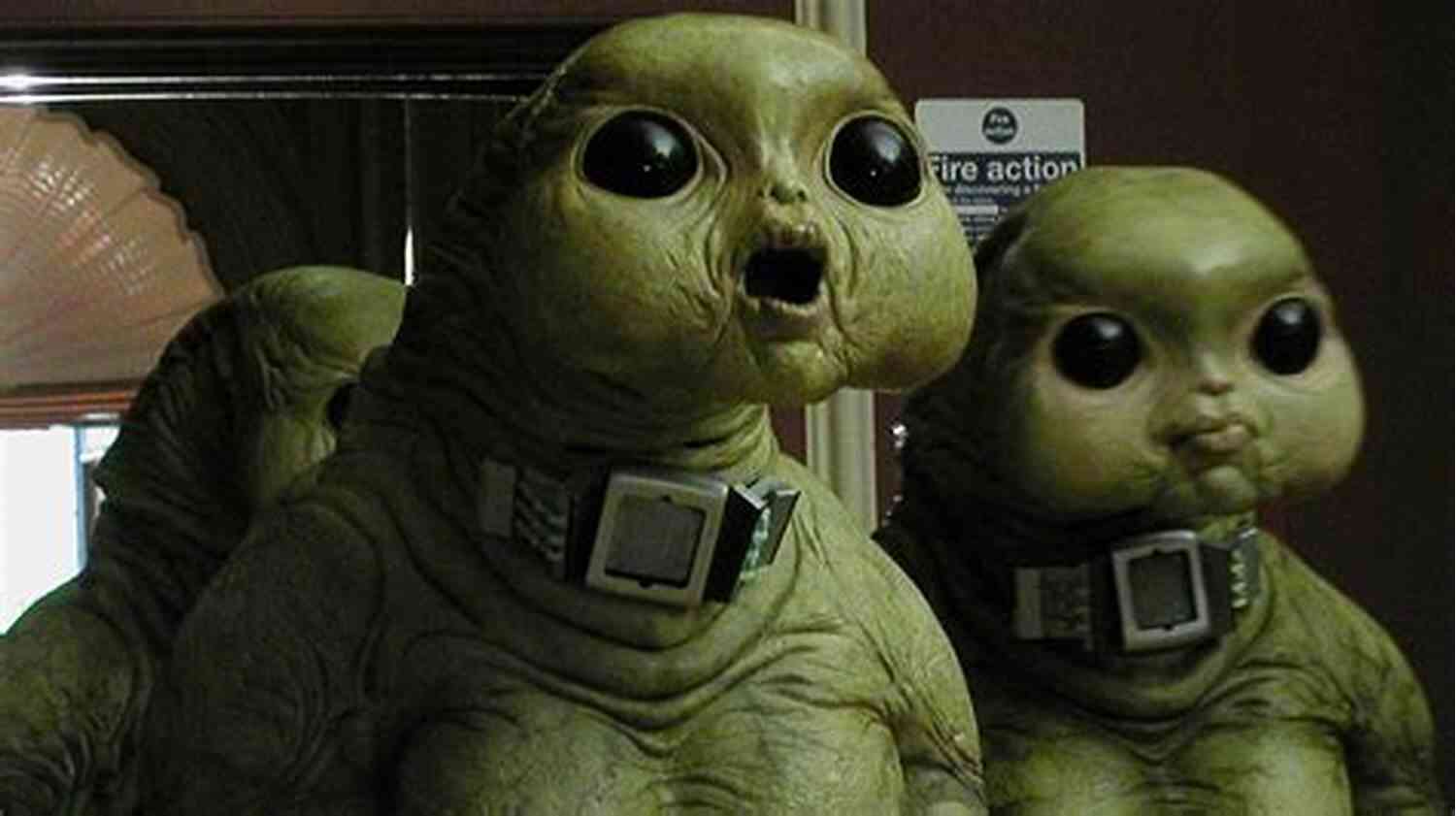 A Human Child Sharing A Heartfelt Moment With A Meinster Alien Our Friends Upstairs D N Meinster