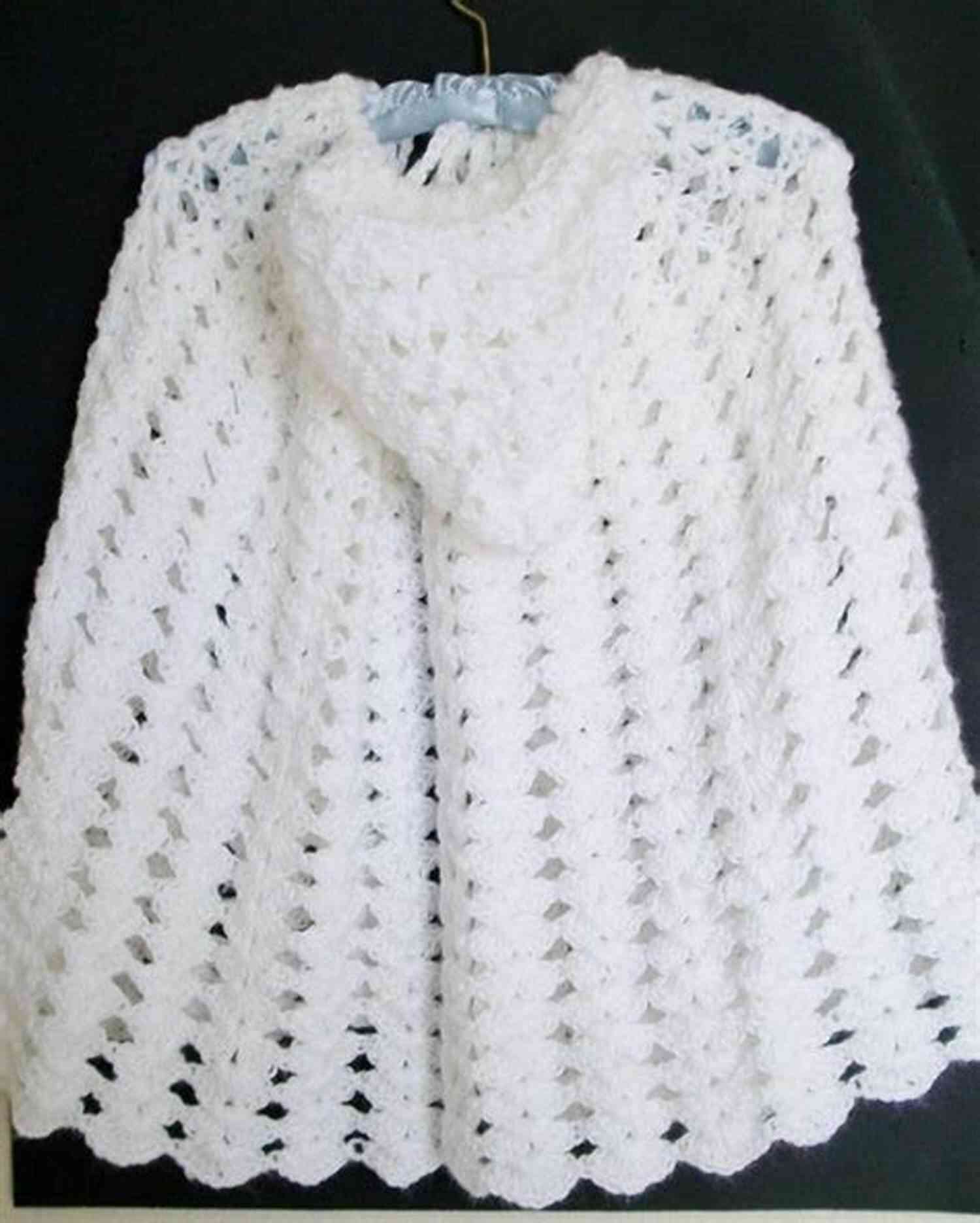 Snowflake Hooded Cape Leisure Arts Stay Warm In Style Snowflake Hooded Cape Leisure Arts