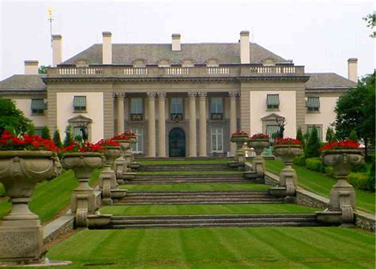 The Exquisite Nemours Estate With Its Stunning Gardens And Architecture A Walking Tour Of Wilmington Delaware Downtown (Look Up America Series)
